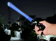4-in-1 Emergency LED Flashlight – Safety Hammer, Seatbelt Cutter & Torch Tool